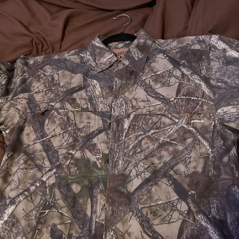 Mens Camo Button Up - Picture 7 of 8